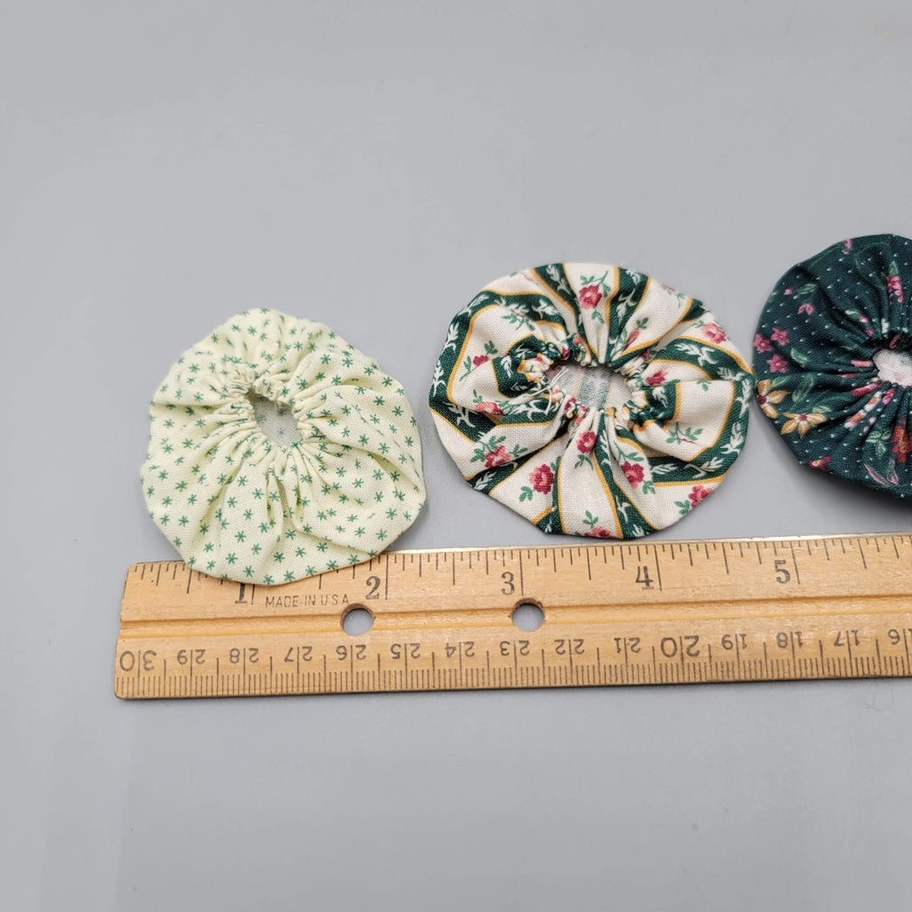 600+ Handmade YoYo Lot 4 Different Fabrics Quilt Blanket Crafts