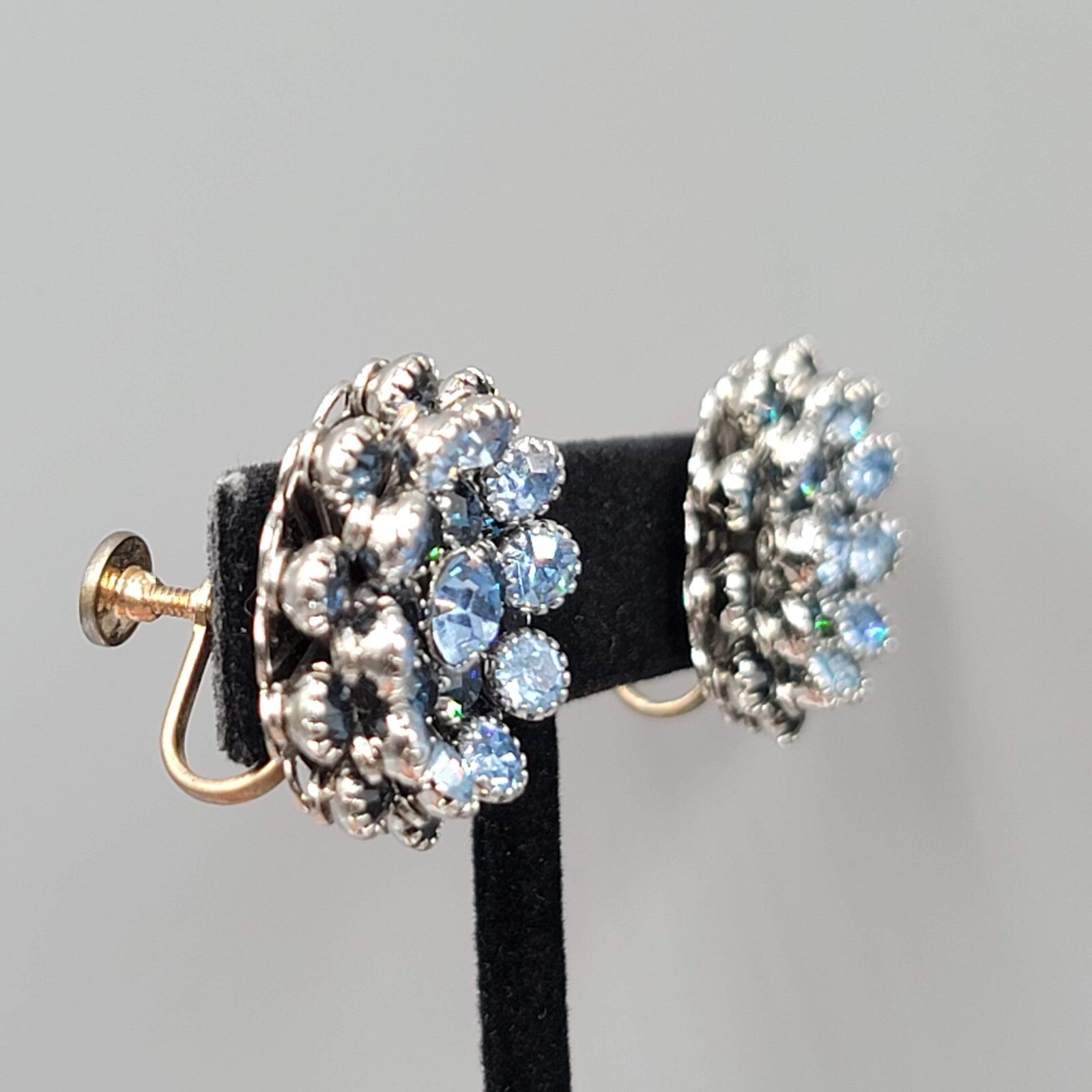 Vintage Blue Rhinestone Clip on Earrings Silver tone Screw Back Round 7/8"