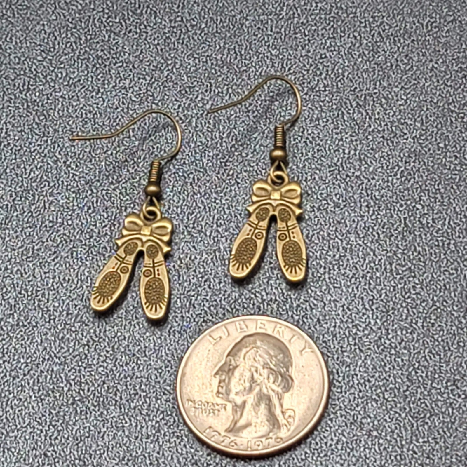 New BALLET SHOES Pierced Earrings Bronze tone Dangle Embossed 7/8"