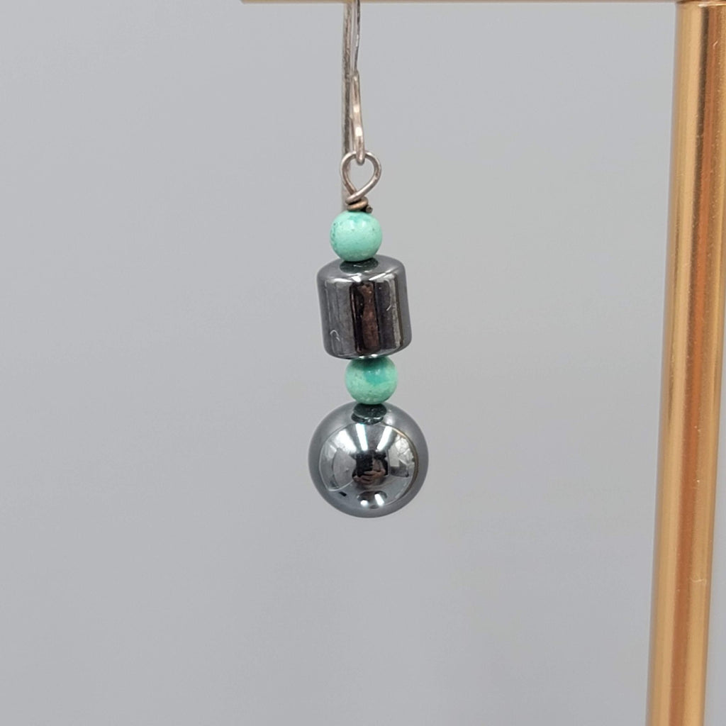 Hematite Bead Pierced Earrings Silver tone Dangle 1 in
