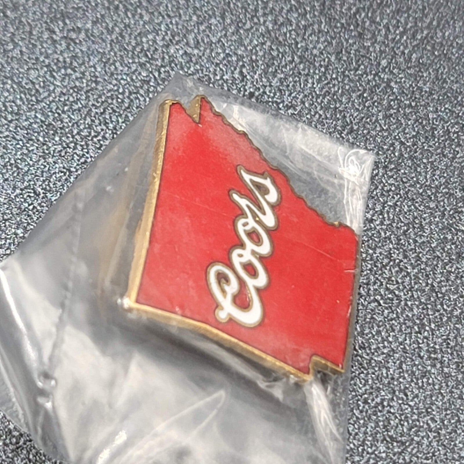 Arkansas Vintage State Coors Beer Souvenir Lapel Pin Red Enamel NOS