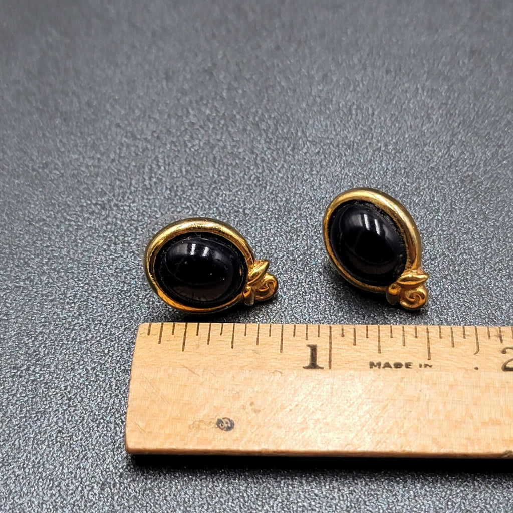 Vintage LCi Pierced Earrings Gold tone Blue Cabochon Studs 3/4"