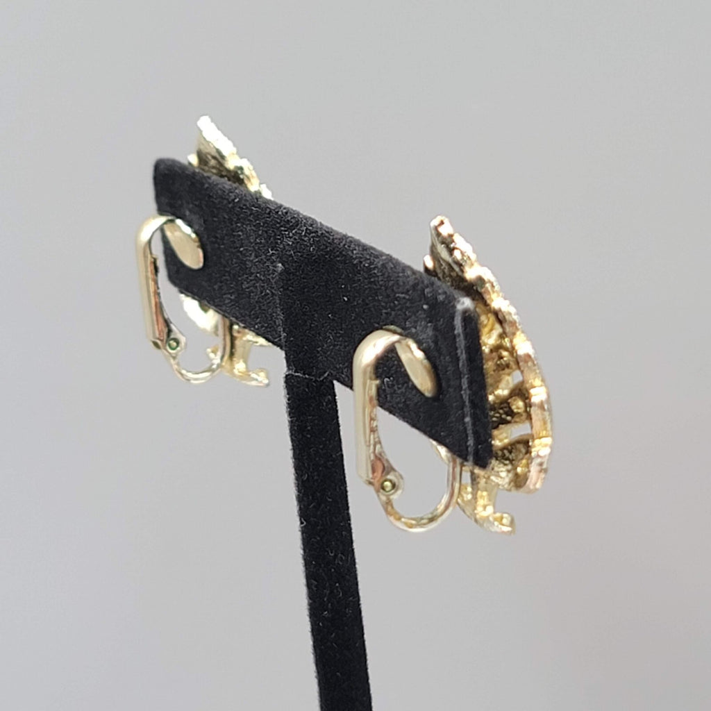 Vintage Aspen Leaf Clip on Earrings Light Gold tone 1"