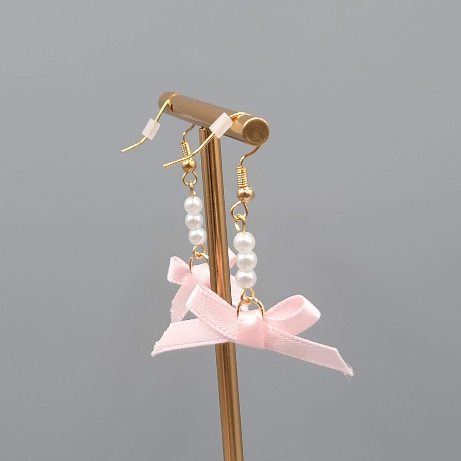Pink Bow Faux Pearl Pierced Earrings Dangle Gold Tone Cute 1.25"