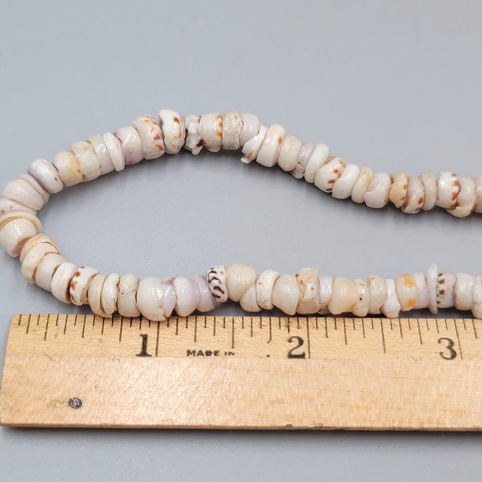 White Puka Shell Hawaiian Surfer Beach Bead Beaded Necklace 16"