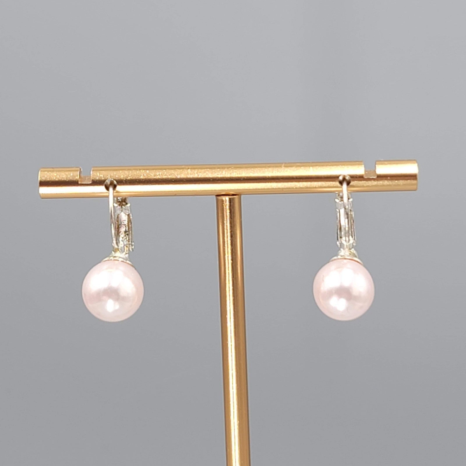 Pink Faux Pearl Pierced Earrings Silver tone Drop Leverback  3/8 in