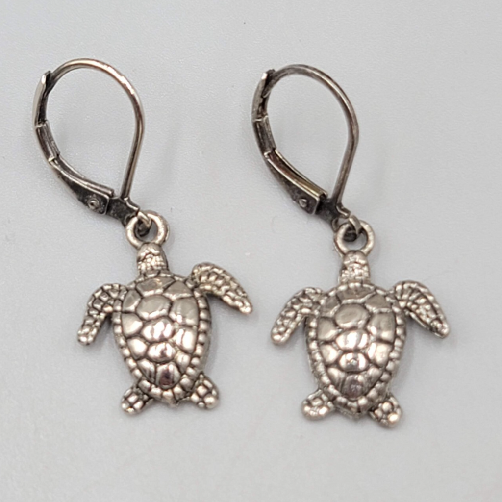 Sea Turtle Pierced Earrings Silver tone Dainty Dangle 5/8"