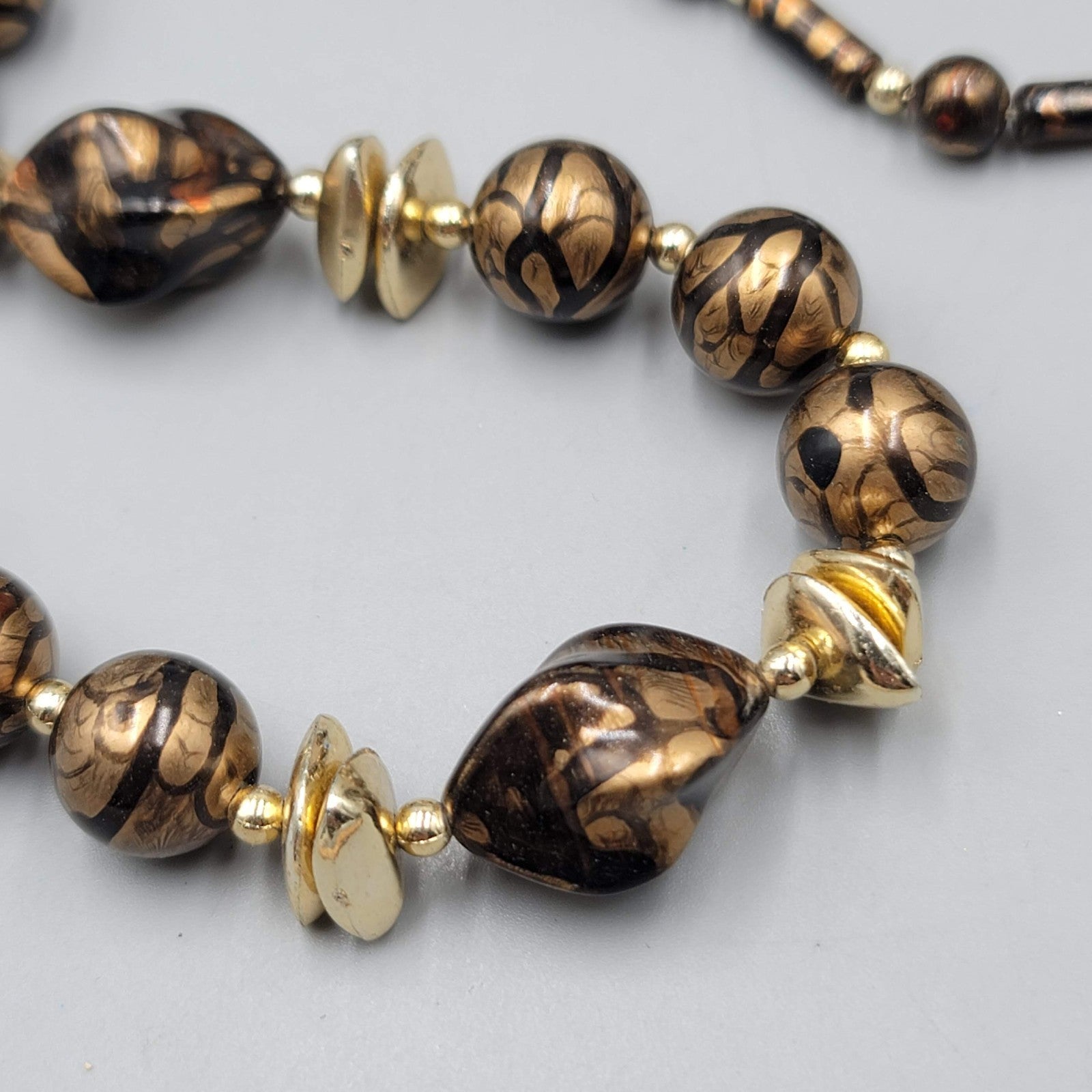 Vintage Necklace Gold tone Swirl Bead Estate Costume Jewelry 22"