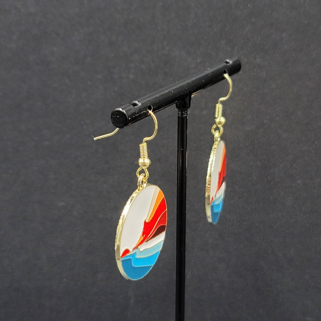 Kitty Cat Rising Sun Pierced Earrings Japanese Style Art Gold tone Dangle 1"