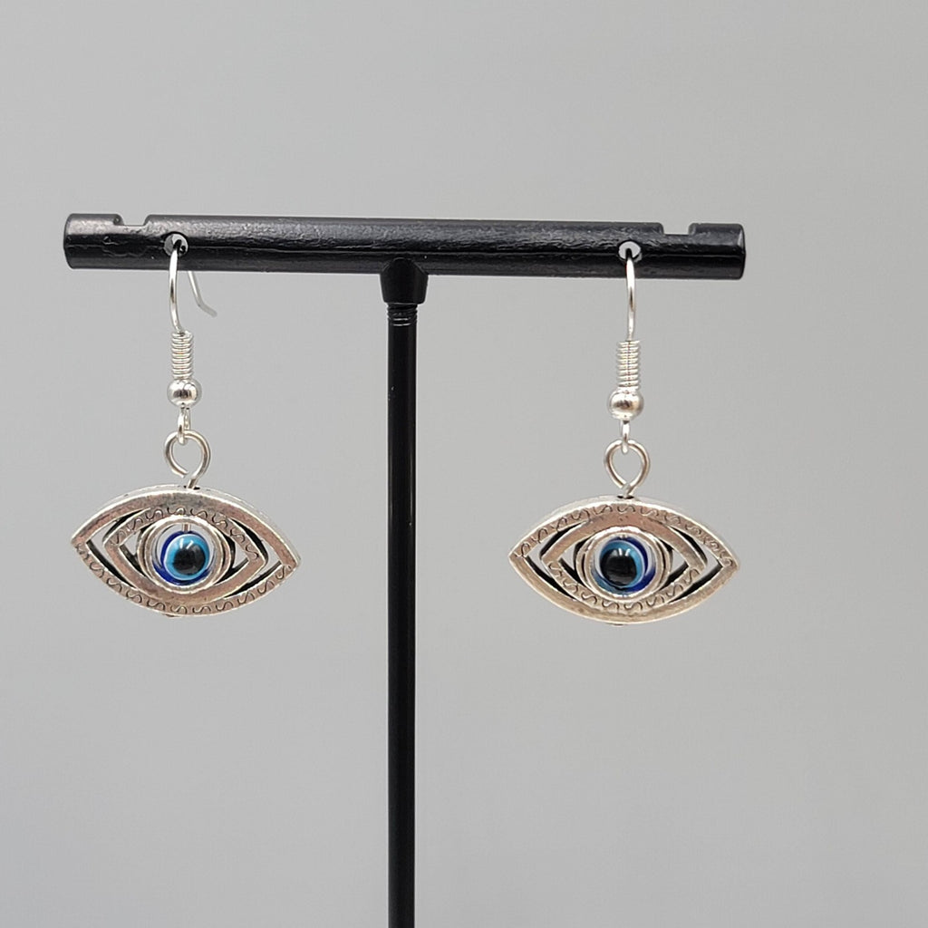 Evil Eye Pierced Earrings Silver tone Blue Bead Dangle 3/4"