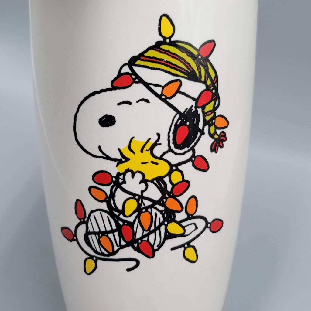 Snoopy and Woodstock Ceramic Travel Mug Christmas Lights Closable Lid 16 oz cap