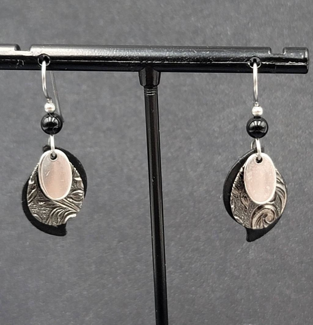 Pierced Earrings Silver tone Black Bead Layered Metal Dangle  3/4"