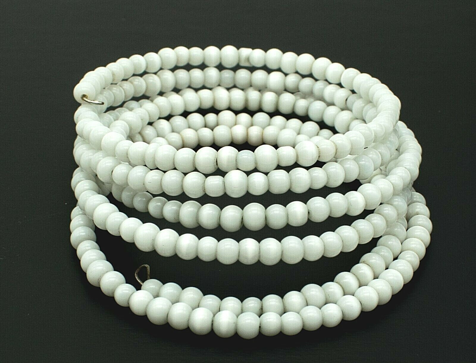 Vintage White Cat's Eye Beads Memory Wire Bracelet Estate Costume Jewelry 