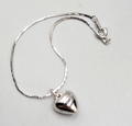 Vintage Puffy Heart Bracelet Silver tone Serpentine Chain 7"