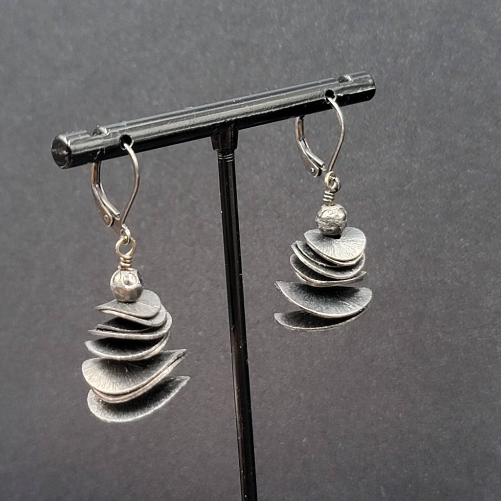 Pierced Earrings Black Metal Layered Wavy Discs Dangle 1 1/8"
