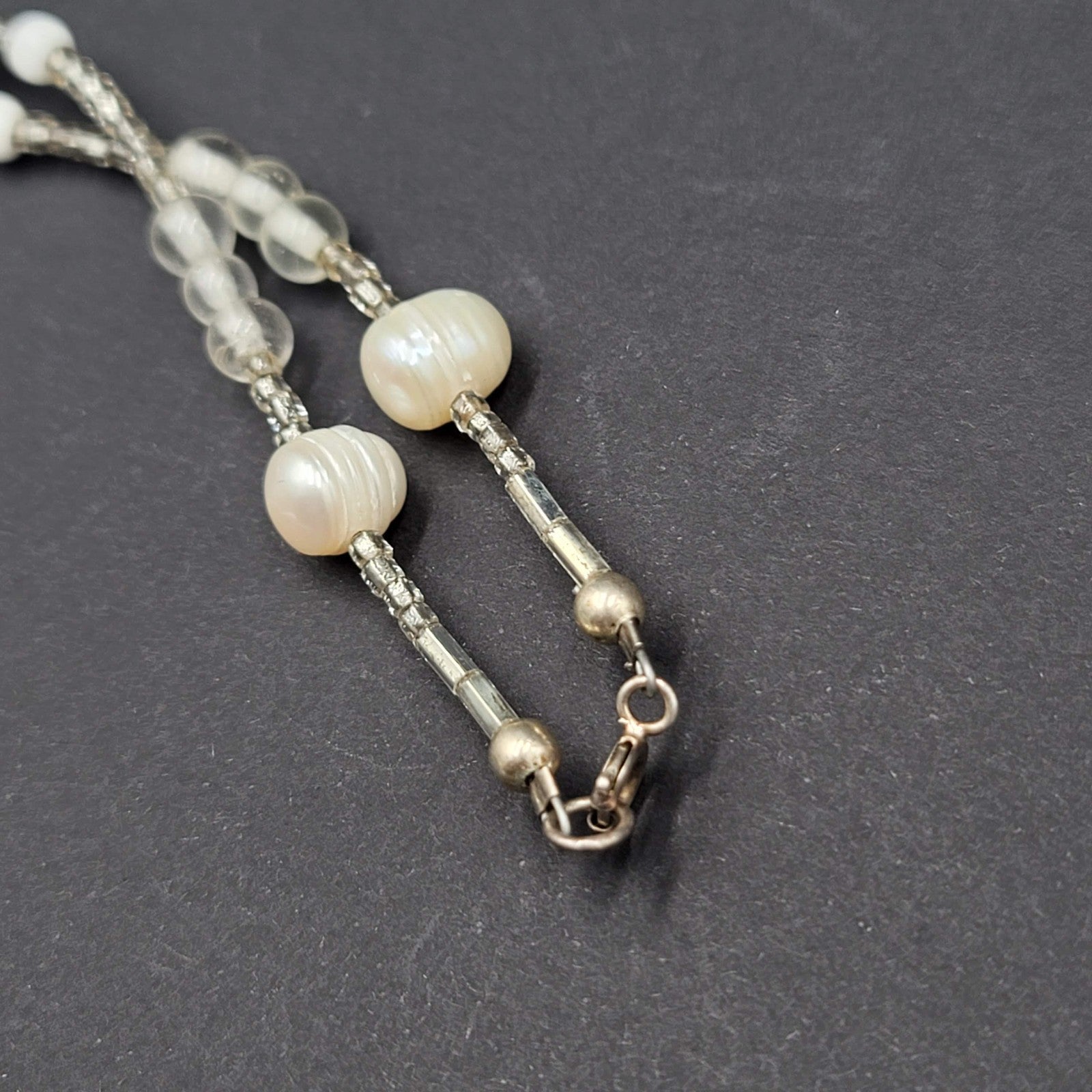 Necklace Clear and White Beaded Silver tone Faceted Teardrop Pendant 18"