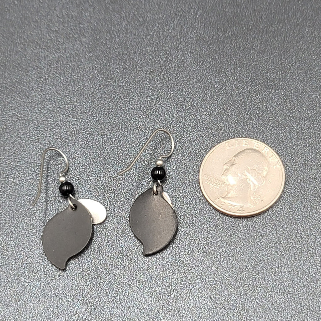 Pierced Earrings Silver tone Black Bead Layered Metal Dangle  3/4"