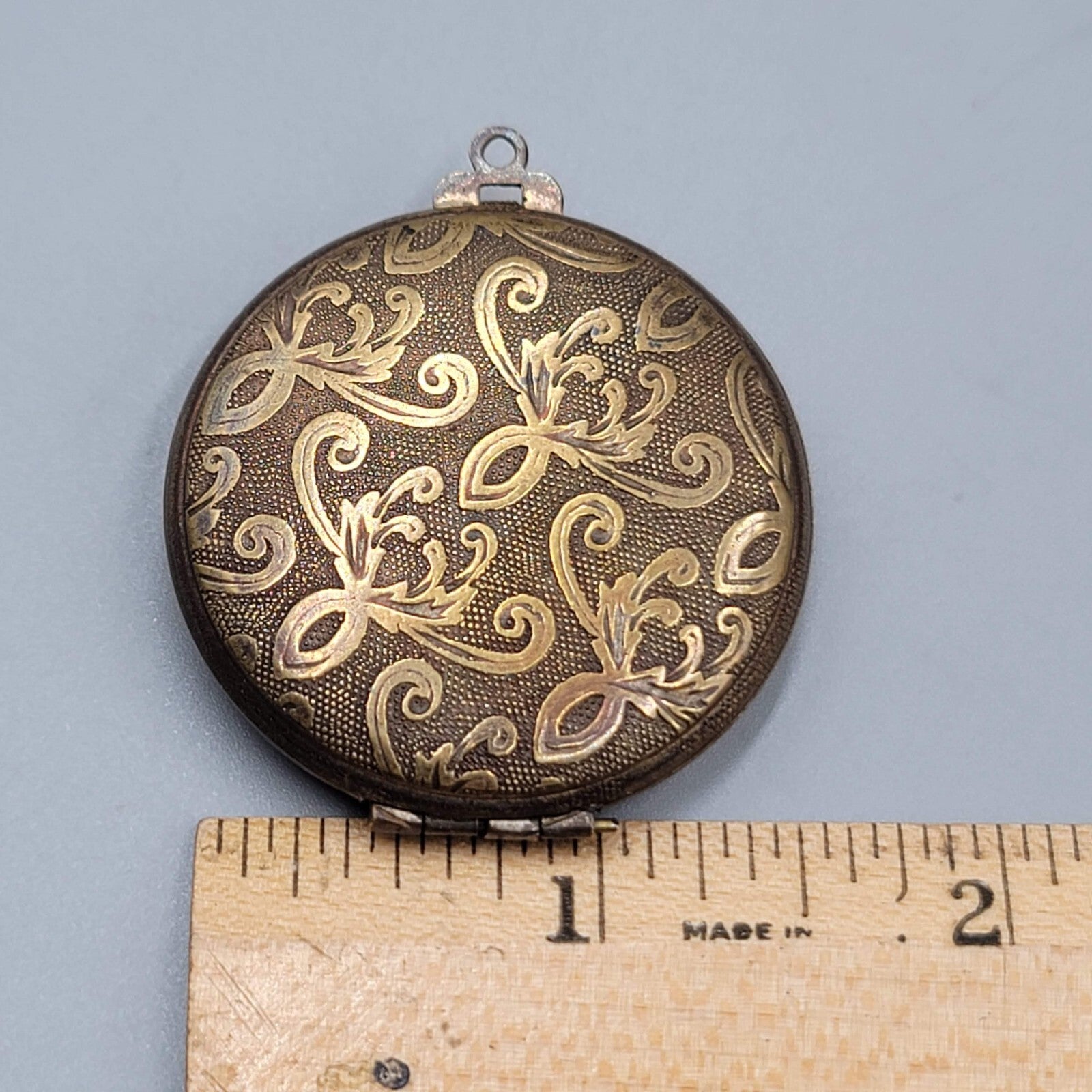 Antique Engraved Flower Double Photo Locket Pendant Bronze tone 1 5/8"