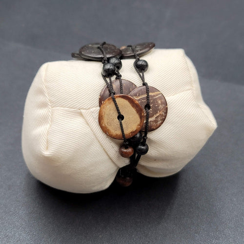 Carved Coconut Shell Beach Tropical Style Bracelet 7”