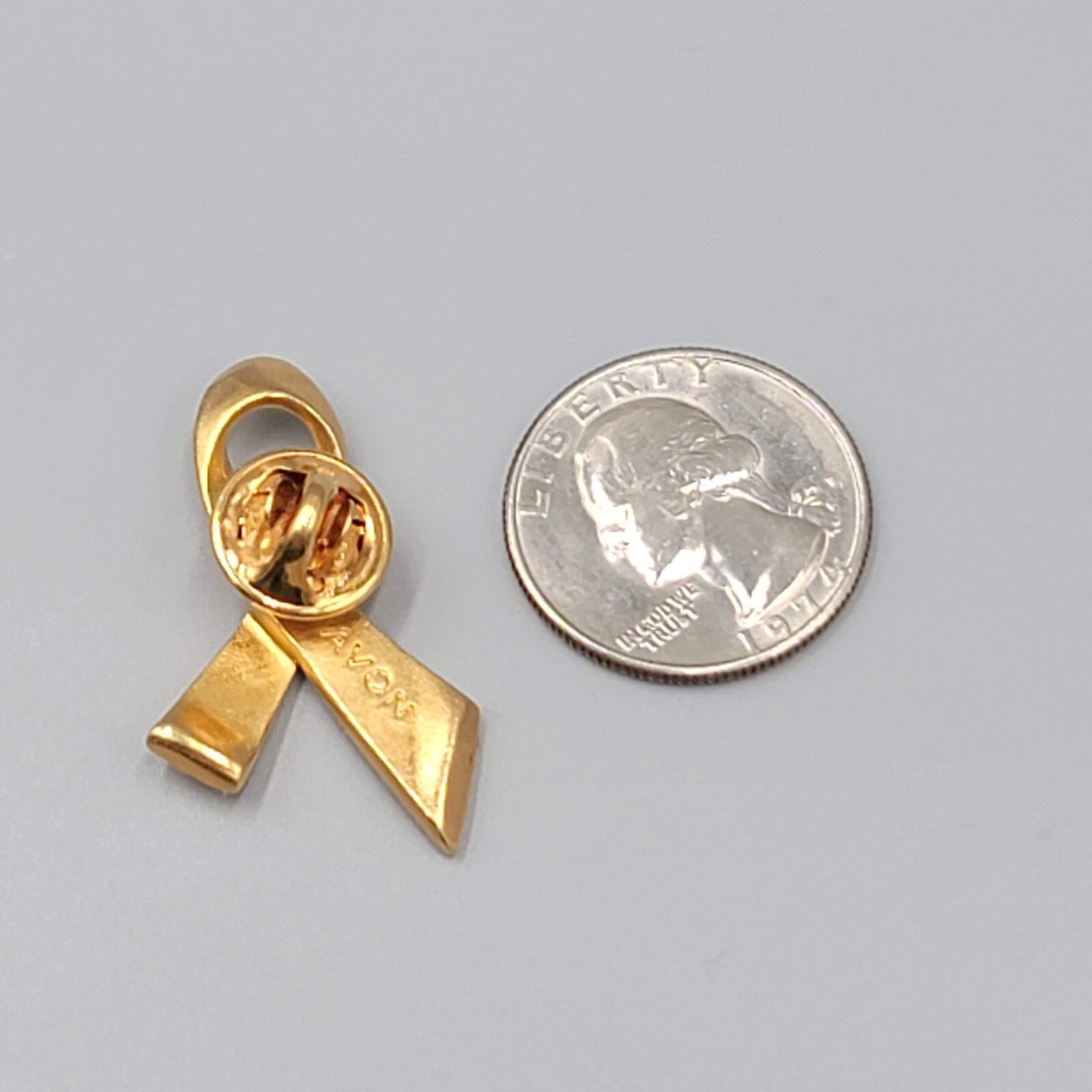 Vintage Avon Pin Gold tone Ribbon Pink Rhinestone 1 3/8"