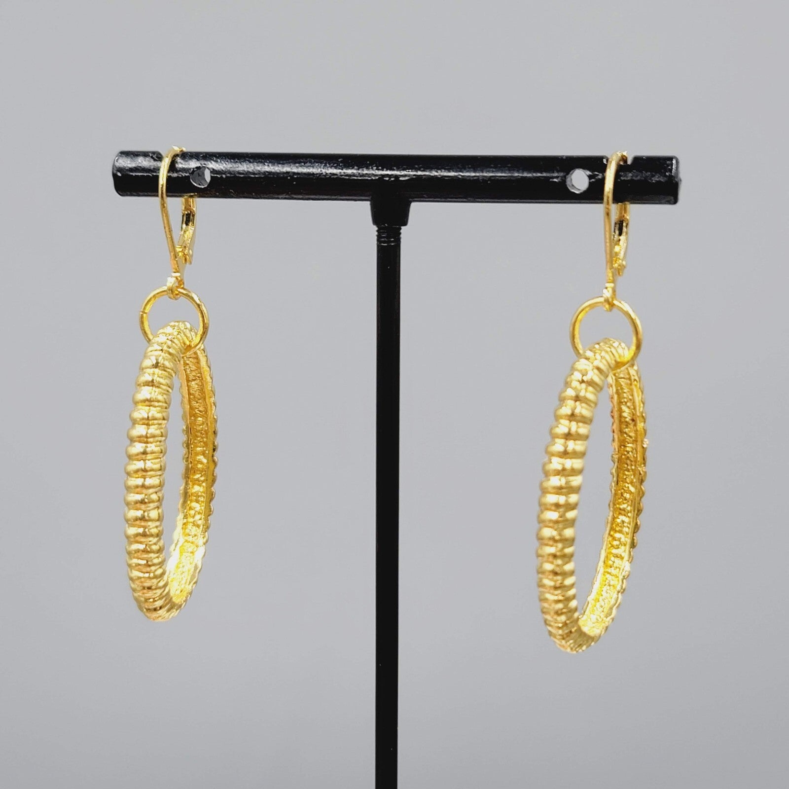 Gold tone Pierced Earrings Dangle Oval Open Hoops Leverback 1.5"