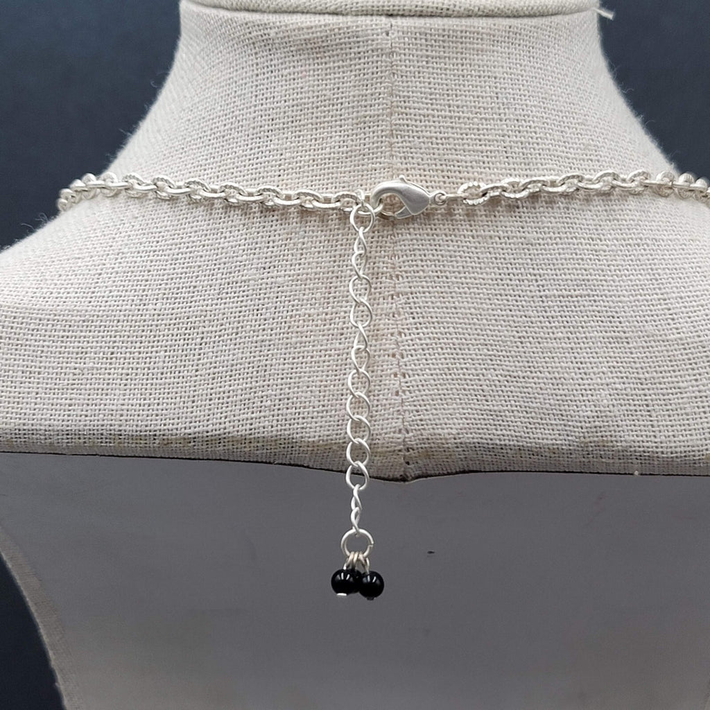 Black Bead Necklace Silver tone Hammered Discs Chain 16"-18"