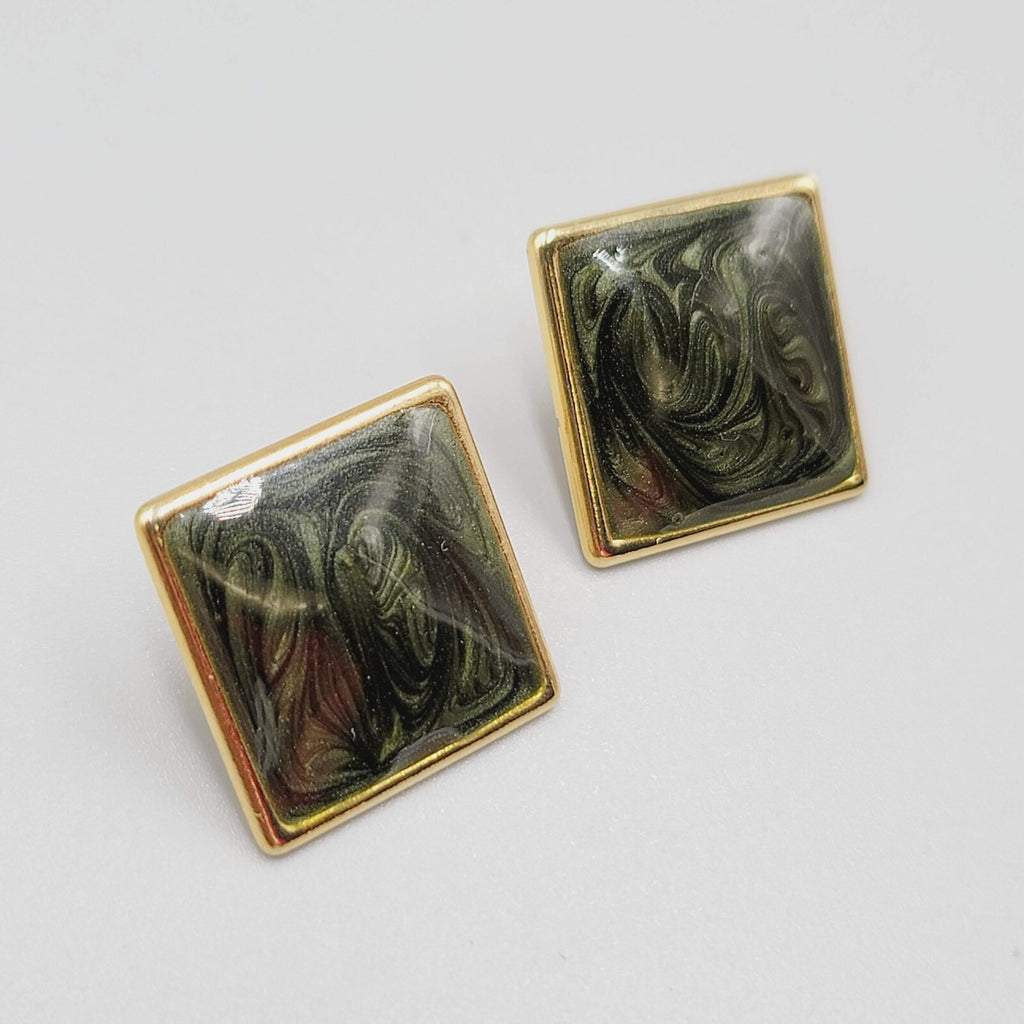 Vintage Pierced Earrings Gold tone Dark Green Enamel Square 3/4"
