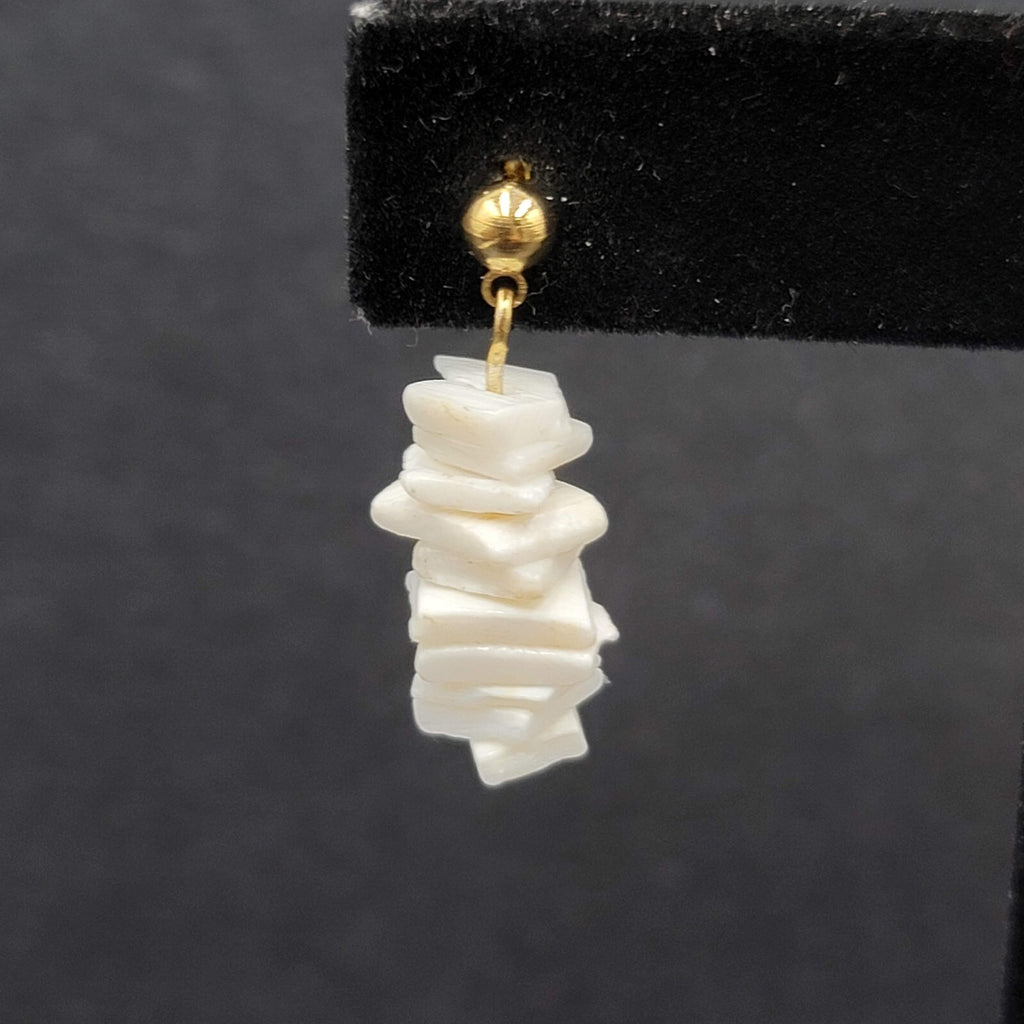 Vintage Pierced Earrings Gold tone White Heishi Shell Chip Dangle 3/4"