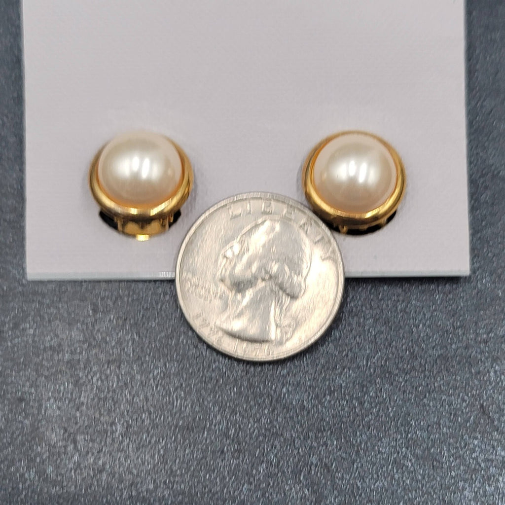 Vintage Tracey Mitchell Clip on Earrings Gold tone Faux Pearl Studs NOS 1/2"