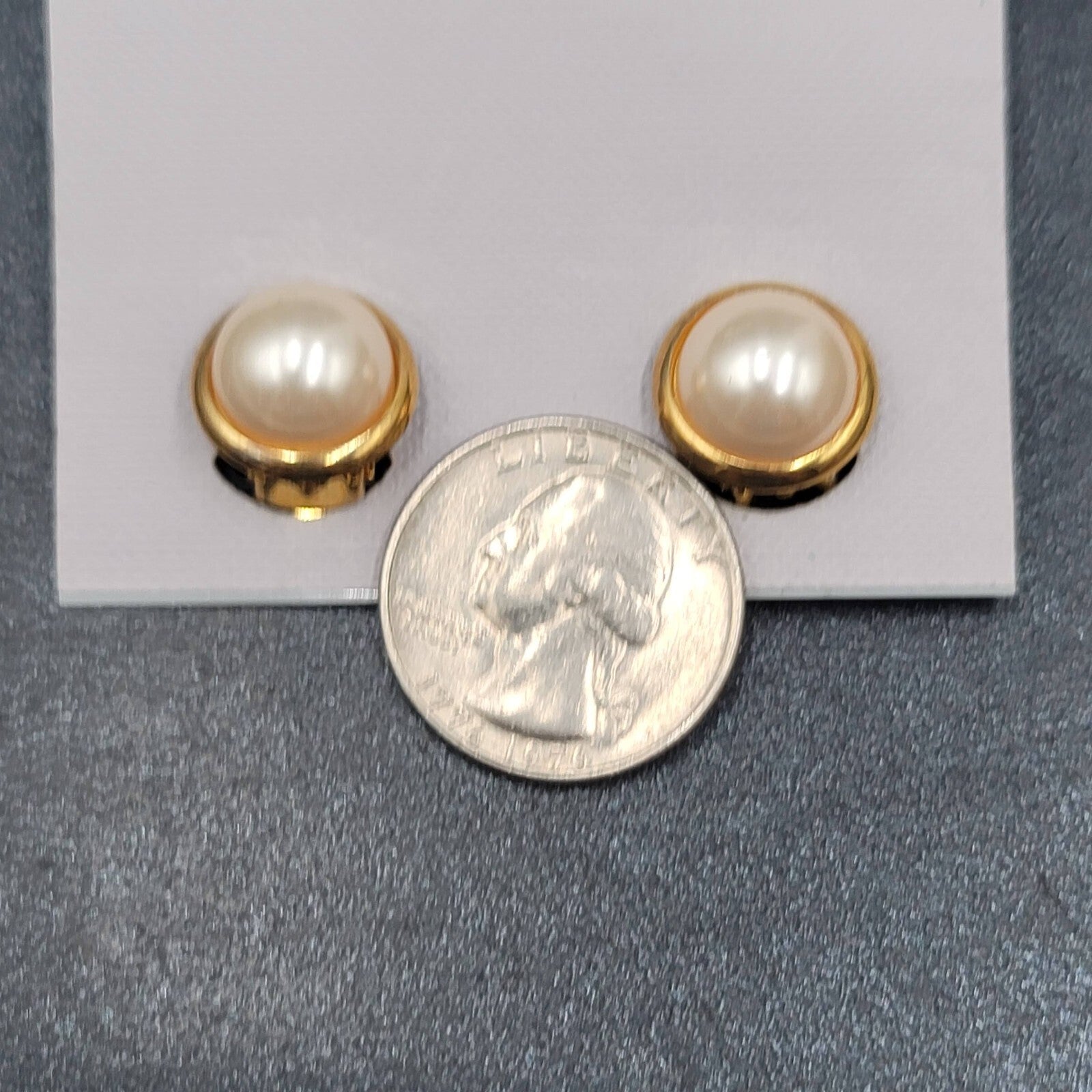 Vintage Tracey Mitchell Clip on Earrings Gold tone Faux Pearl Studs NOS 1/2"