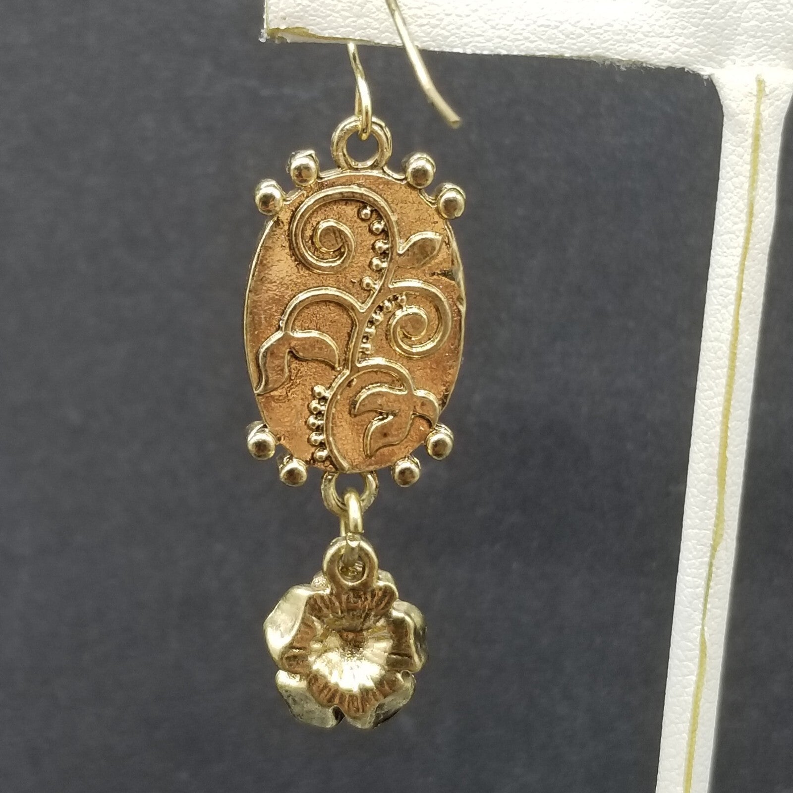 Pierced Earrings Gold tone Brown Sparkle Acrylic Flower Dangle 1 3/4"