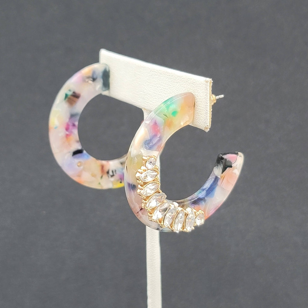 Pierced Earrings Confetti Acrylic Gold tone Rhinestones Hoops Dangle 1.5"