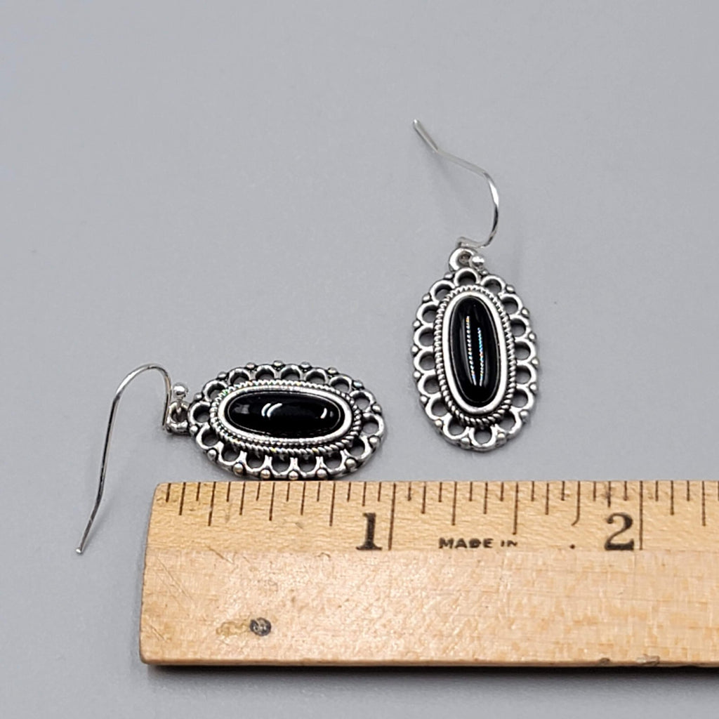 Silver tone Dangle Pierced Earrings Black Cabochon Dangle 7/8"
