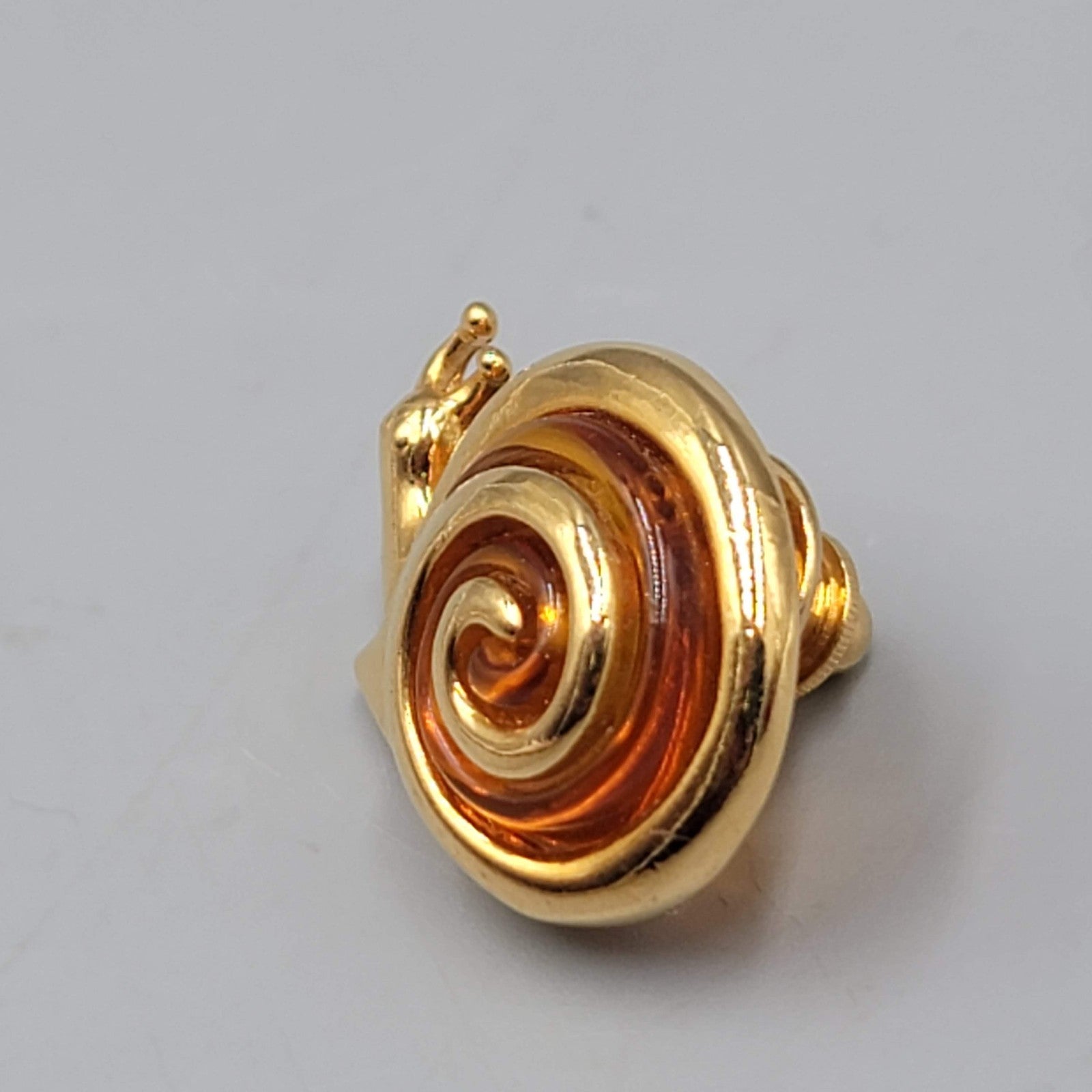 Vintage Avon Tortoise Style Brown Amber Lucite Hat Pin Tie Tack Snail Gold Tone