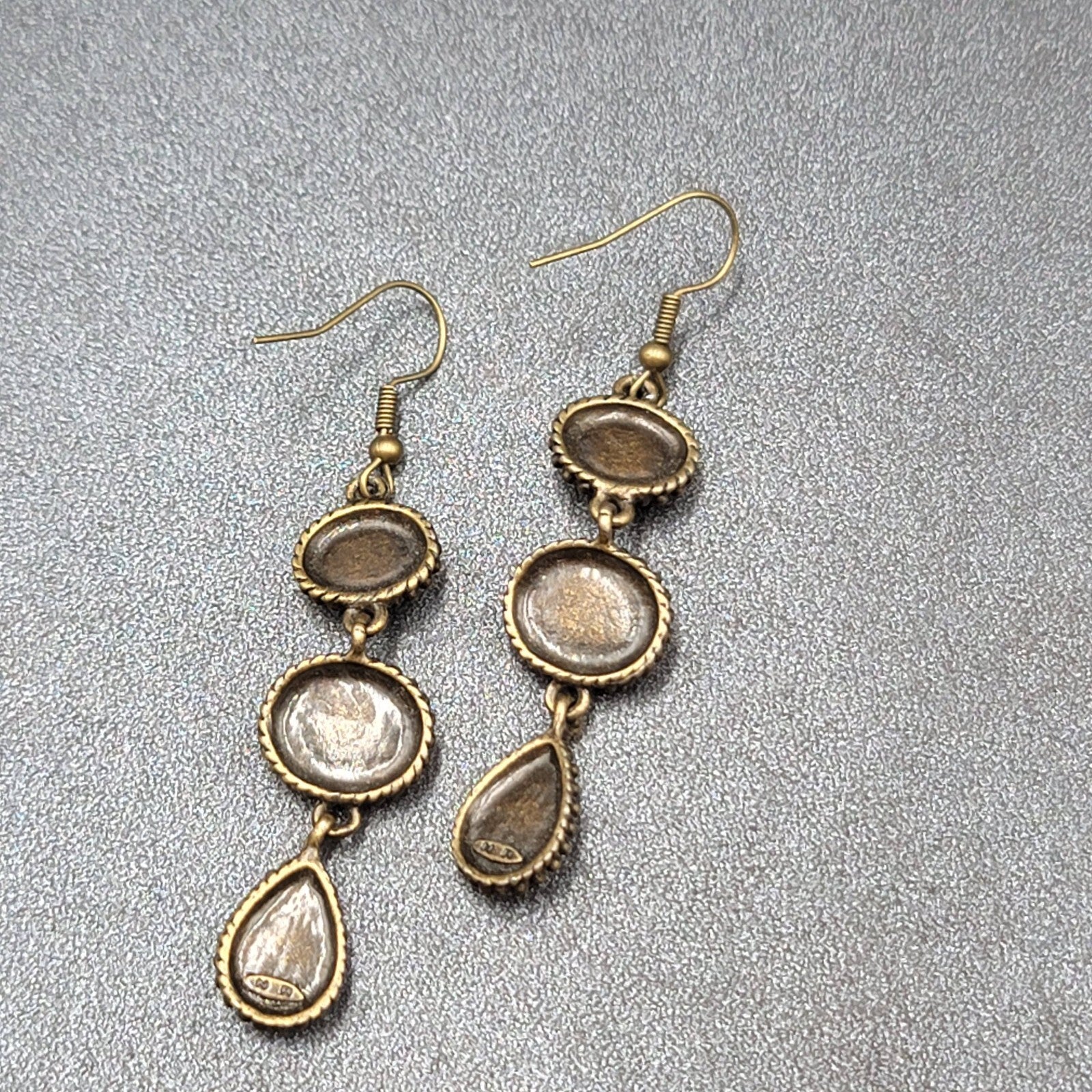 Pierced Earrings Bronze tone Dark Red Light Blue Dangle 2"