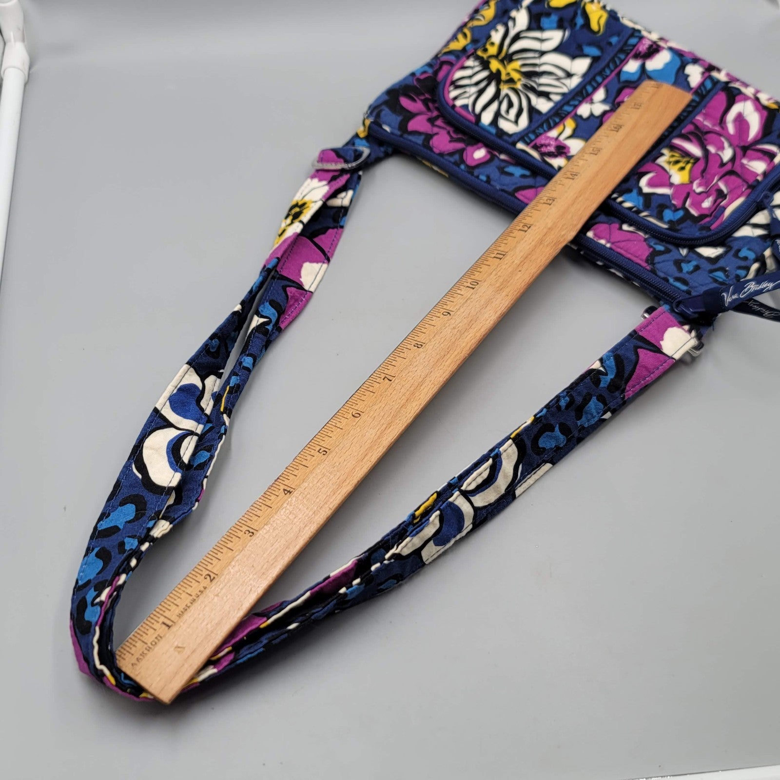 Vera Bradley Hipster Cross body African Violet Retired Pattern Blue Purple