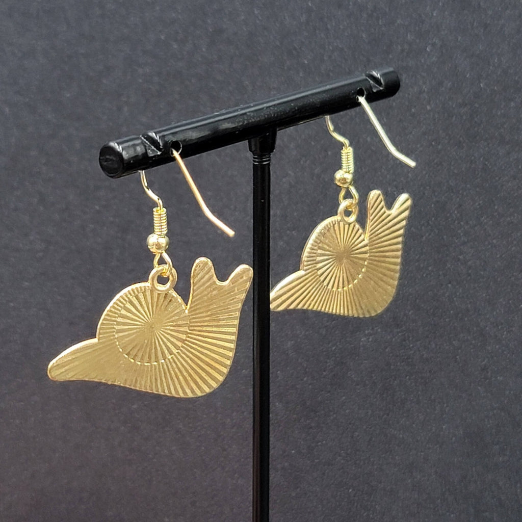 Purple Snail Pierced Earrings Gold tone Enamel Flowers Dangle 3/4"