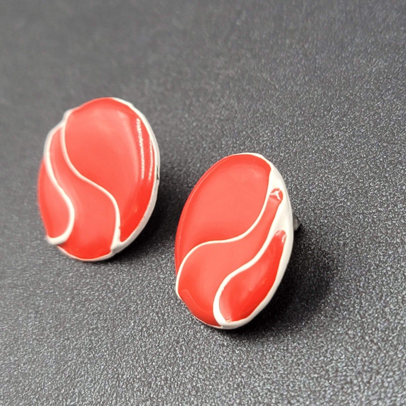 Vintage Pierced Earrings Heavy Enamel Red White Disc Studs 7/8"