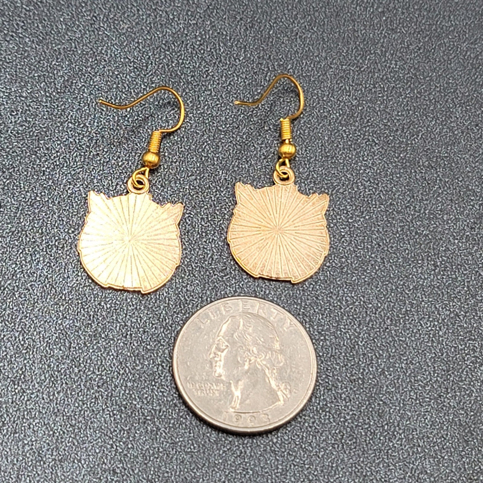 Bat Pierced Earrings Gold tone Enamel Halloween Dangle 7/8"