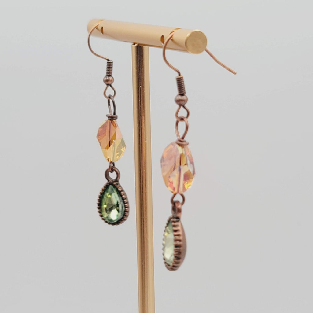 Green Teardrop Orange Crystal Bead Pierced Earrings Copper tone Dangle 1.25 in