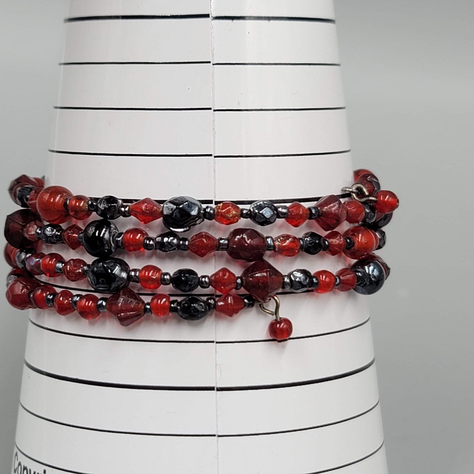 Red Black Glass Bead Bracelet Memory Wire 