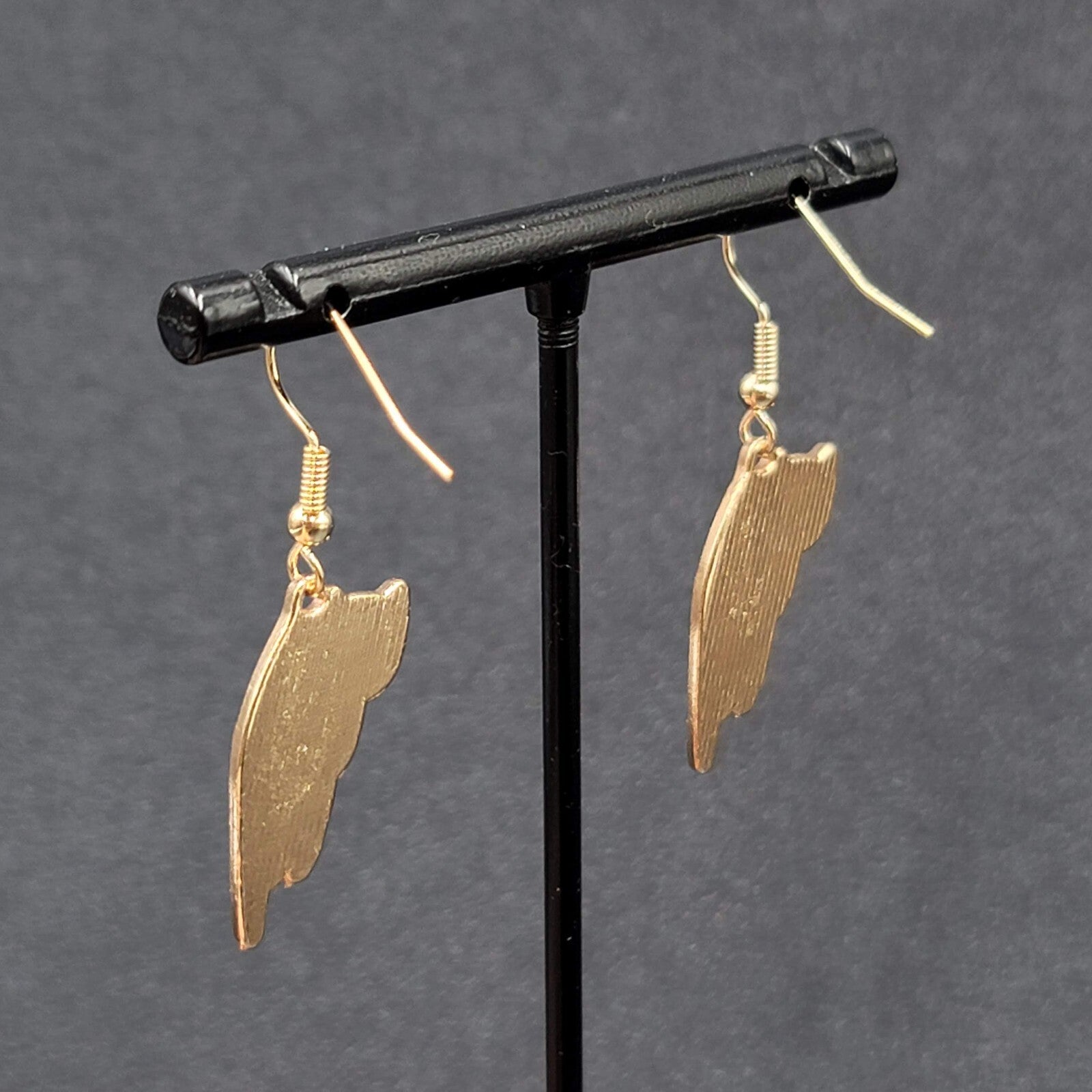 Cat Pierced Earrings Kitty Kitten Gold tone Pink Enamel Dangle 1"