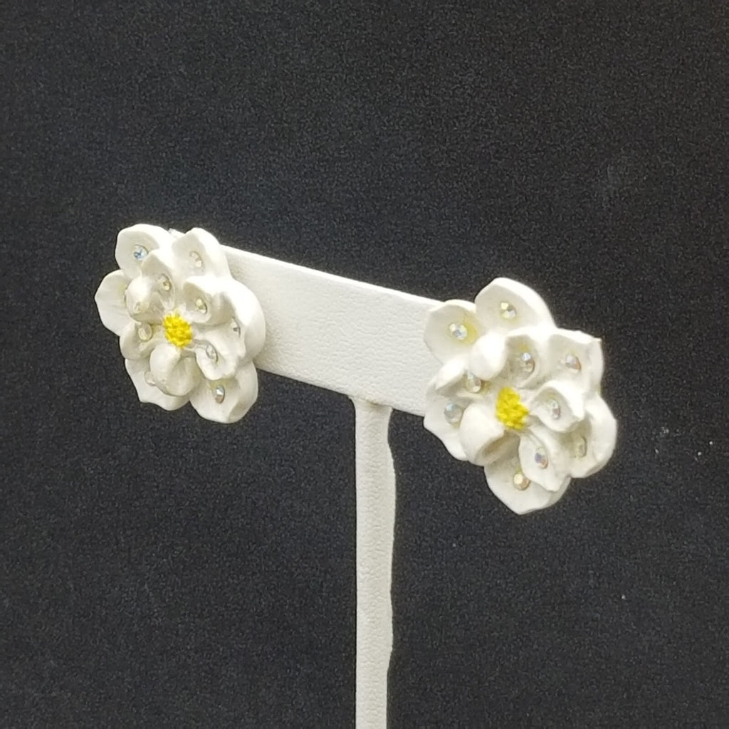 Pierced Earrings White Resin Flower Crystal Accent Stud 1"
