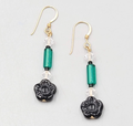Beaded Dangle Pierced Earrings Gold tone Green Black Flower 1 3/8"
