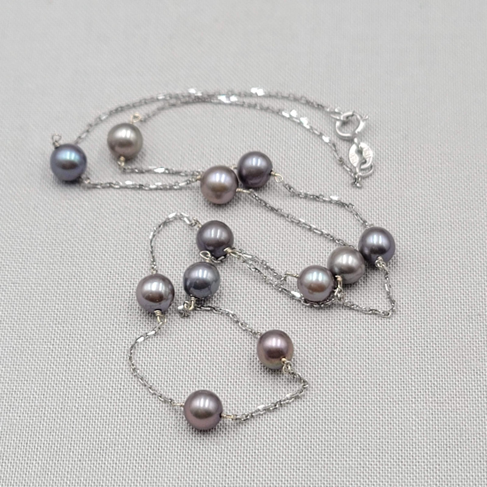14K White Gold 5mm Tahitian Peacock Pearl Station Chain Necklace 17" long