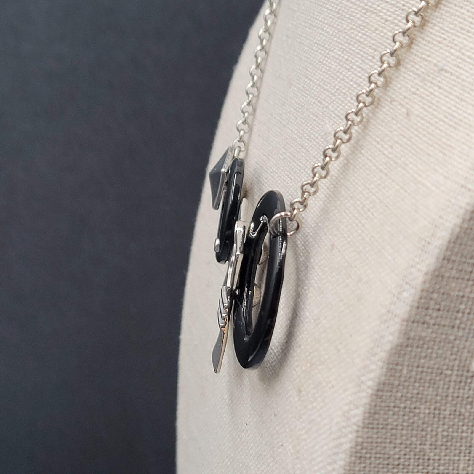 Geometric Necklace Black Accent  Silver tone Chain 16"-19"