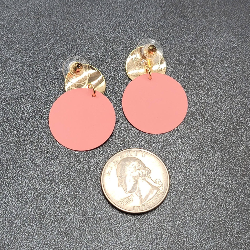 Pierced Earrings Gold tone Matte Pink Enamel Disc Dangle 1.25"