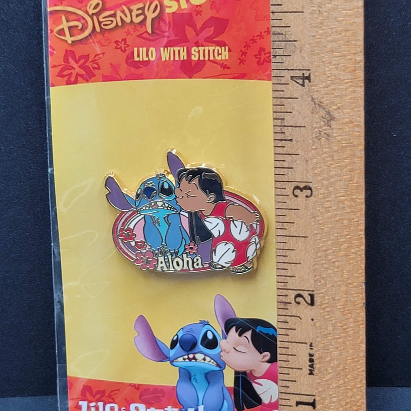 Disney Lilo & Stitch Kissing Aloha Pin New Sealed