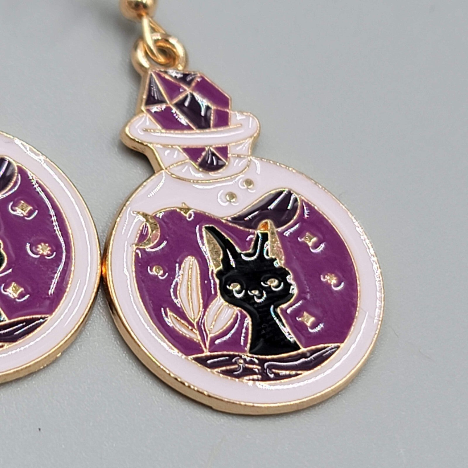 Potion Black Cat Pierced Earrings Enamel Gold tone Dangle New 1 1/8"
