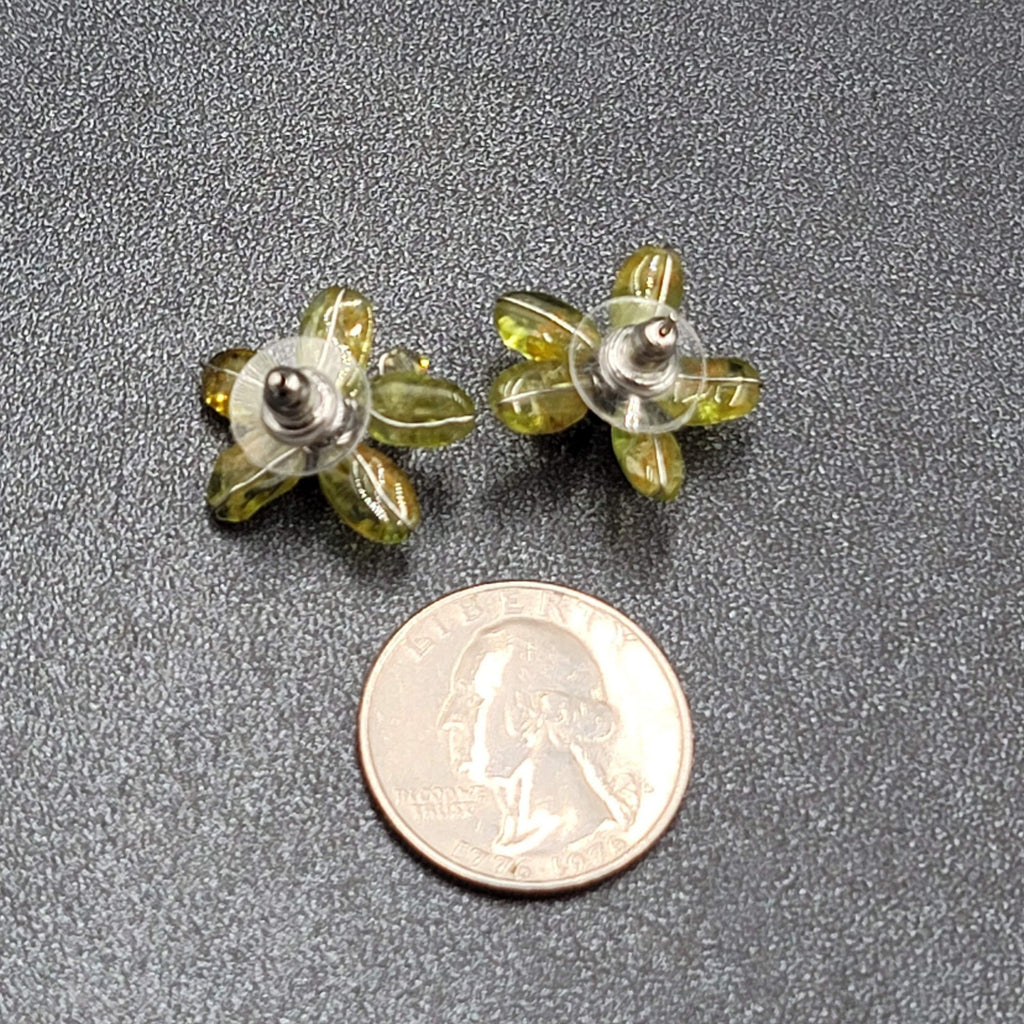 Pierced Earrings Green Stone Artisan Made Flower Studs 3/4"